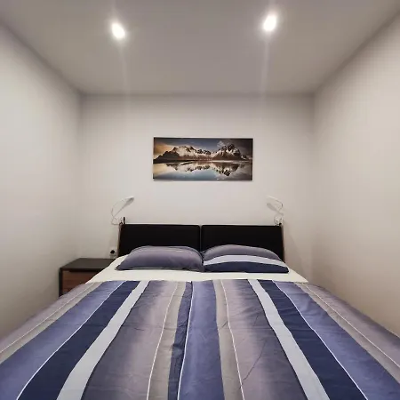 شقة Una Apartment